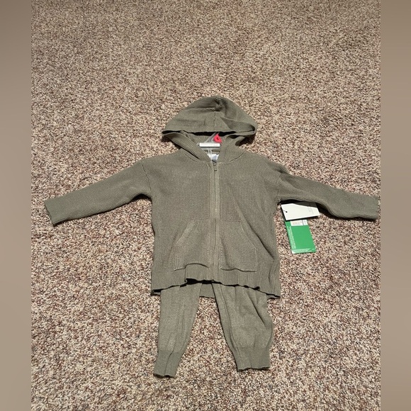 Baby Hooded Outfit Set size 18 months - Picture 1 of 2